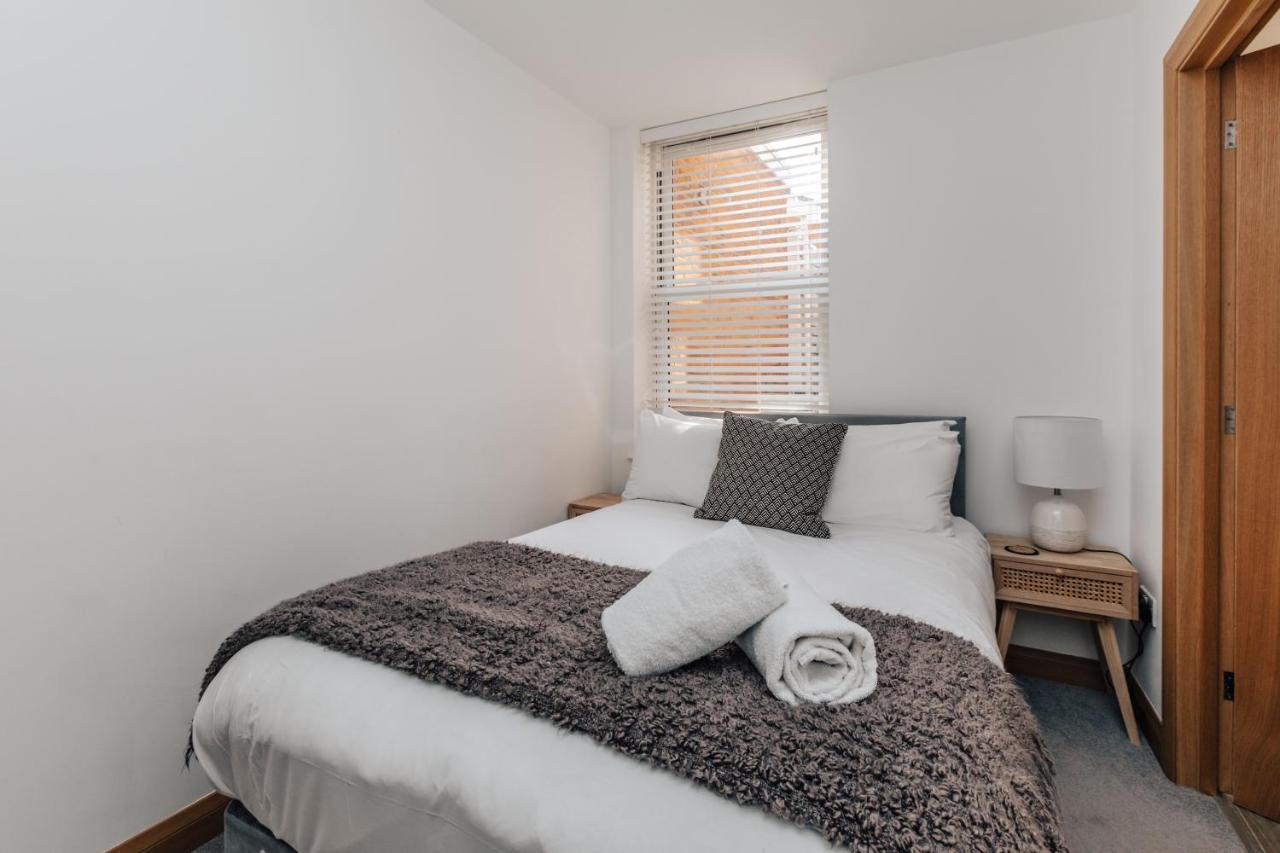 Seagrass Henley - 2 Bed Entire Serviced Apartment Exterior photo